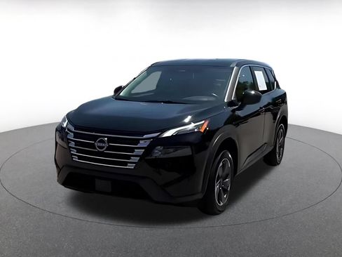 Used 2025 Nissan Rogue SV FWD image 7