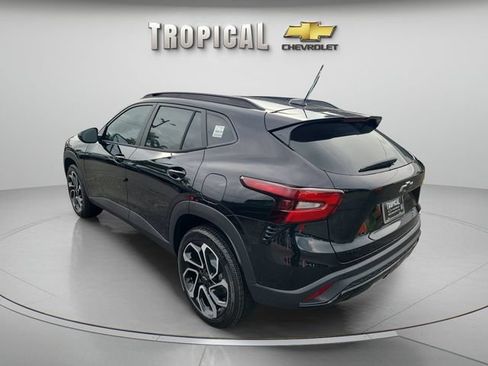 New 2026 Chevrolet Trax RS w/ Driver Confidence Package FWD image 3