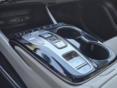 Certified 2023 Hyundai Tucson Limited w/ Cargo Package image 19