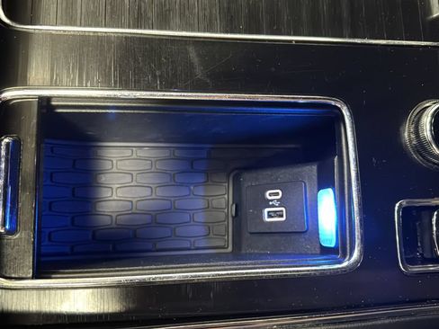 Used 2022 Lincoln Aviator Grand Touring AWD/4WD image 37
