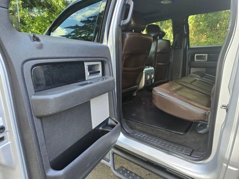 Used 2012 Ford F150 Platinum w/ Max Trailer Tow Pkg image 18