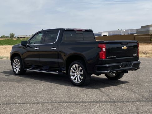 Used 2022 Chevrolet Silverado 1500 High Country AWD/4WD image 5