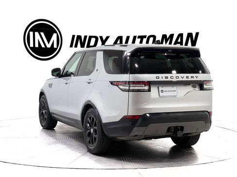 Used 2018 Land Rover Discovery SE image 6