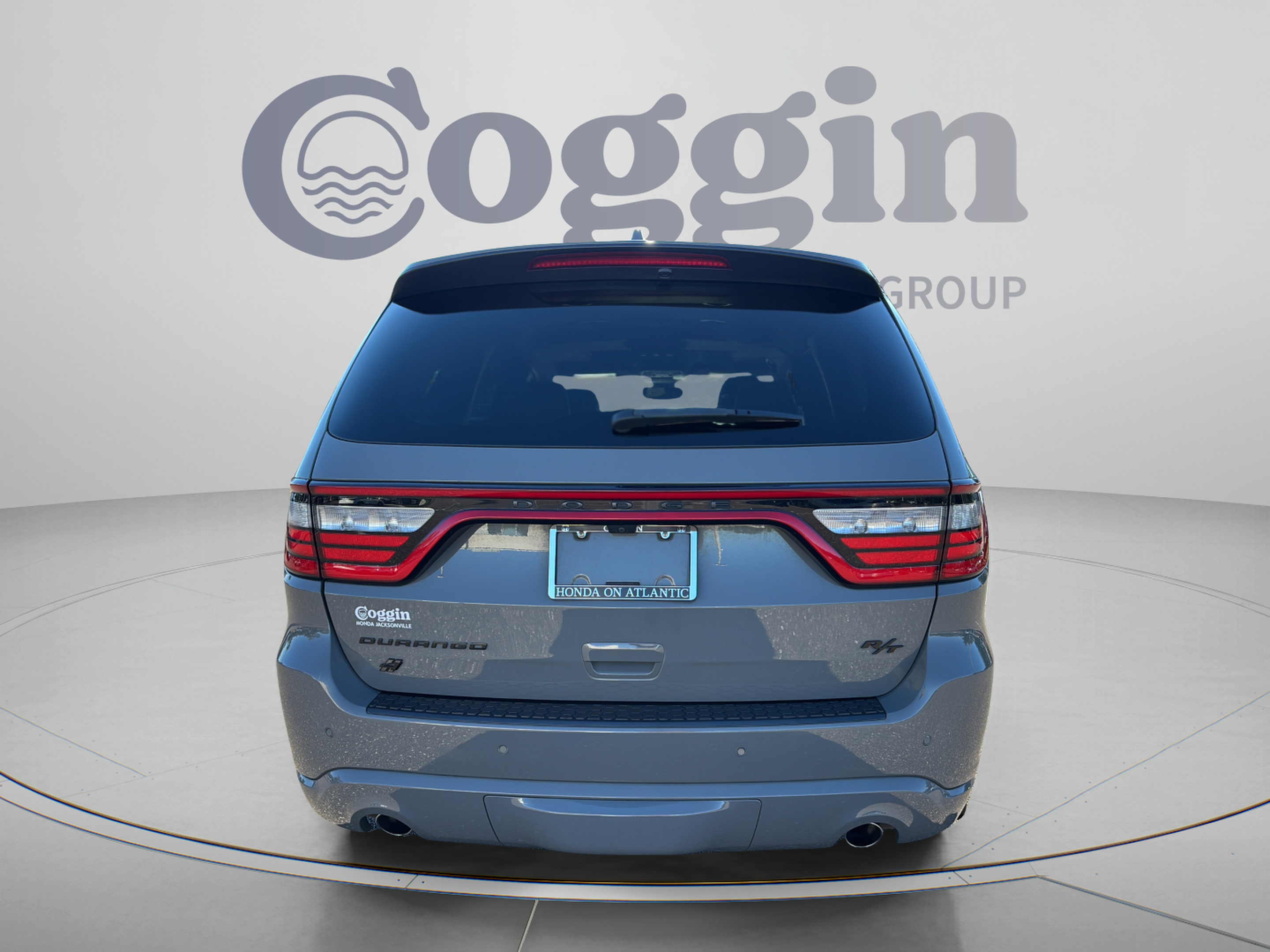 Used 2022 Dodge Durango R/T w/ Blacktop Package AWD/4WD image 4