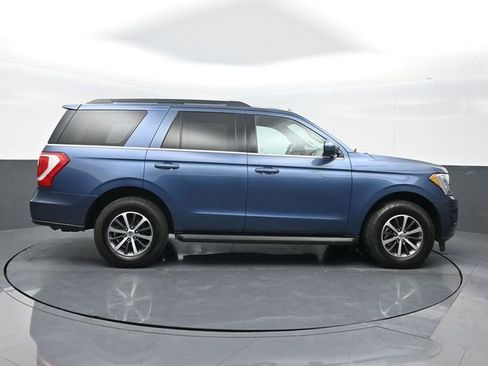 Certified 2020 Ford Expedition XLT image 8