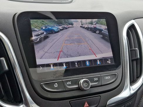 Used 2020 Chevrolet Equinox Premier AWD/4WD image 22