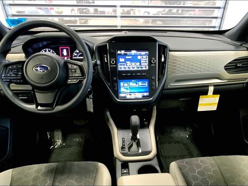 Certified 2025 Subaru Forester image 14