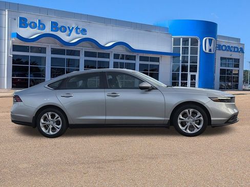 Certified 2024 Honda Accord LX image 4