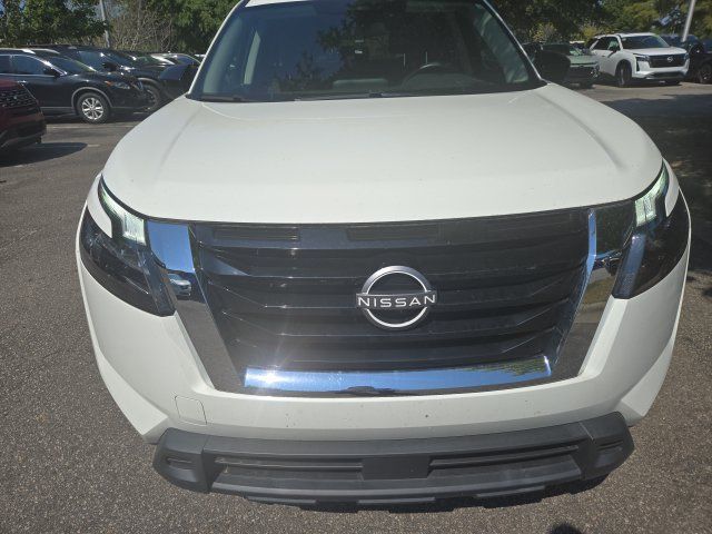 Certified 2024 Nissan Pathfinder S AWD/4WD image 8