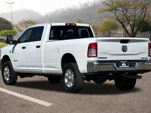 Used 2024 RAM 3500 Big Horn AWD/4WD image 6