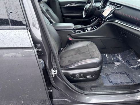 Used 2022 Jeep Grand Cherokee Trailhawk image 30