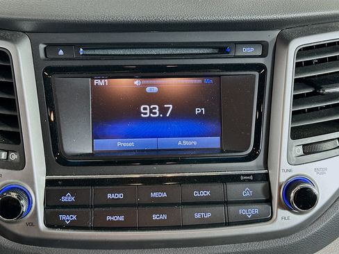 Used 2017 Hyundai Tucson SE w/ SE Popular Package 02 FWD image 19