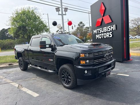 Used 2017 Chevrolet Silverado 2500 LTZ w/ Duramax Plus Package AWD/4WD image 9