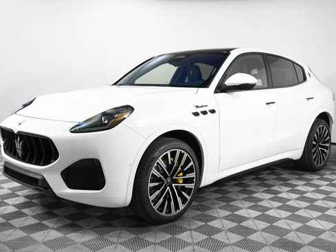 New 2025 Maserati Grecale Modena image 5