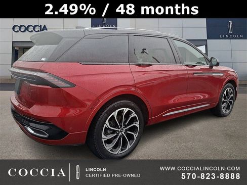 Certified 2024 Lincoln Nautilus Reserve w/ Equipment Group 202A image 4