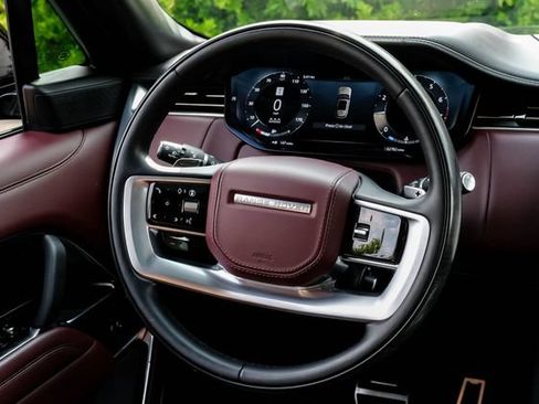 Used 2024 Land Rover Range Rover Autobiography AWD/4WD image 22