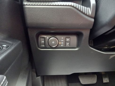 New 2025 Ford Ranger XLT image 24