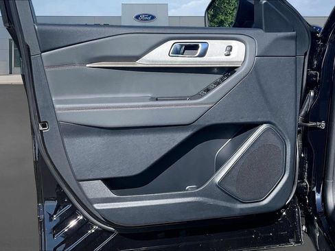 New 2026 Ford Explorer Active AWD/4WD image 25