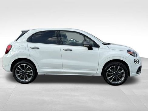 Used 2023 FIAT 500X Sport image 3