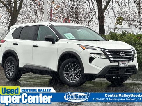 Certified 2024 Nissan Rogue S image 1