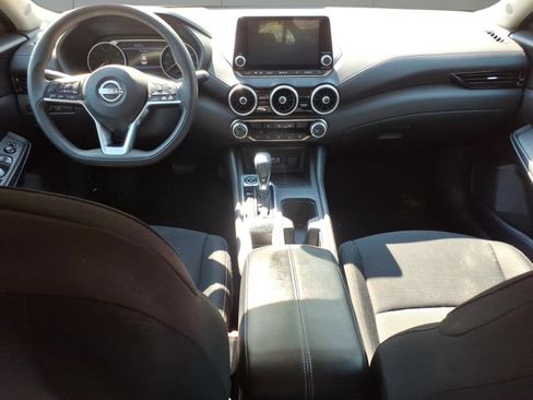 Used 2024 Nissan Sentra SV FWD image 8