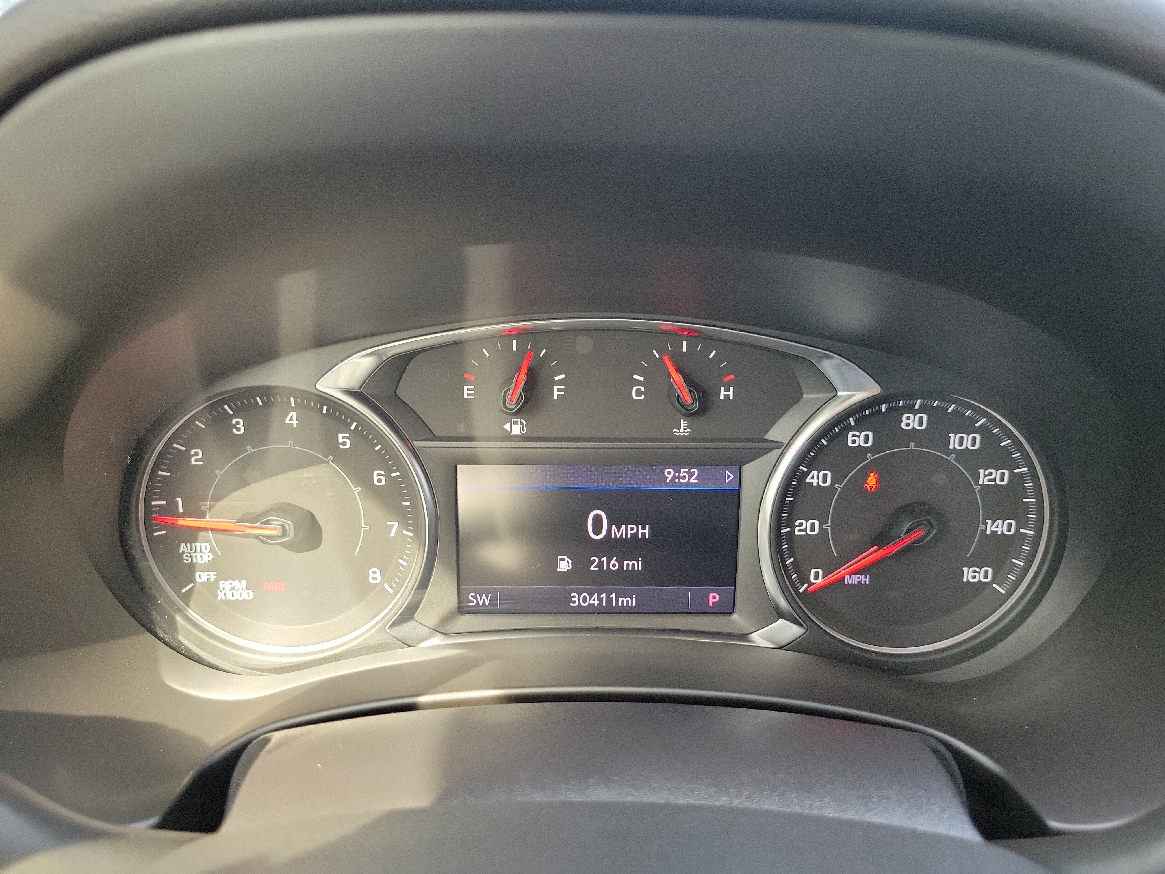 Used 2024 GMC Terrain AT4 w/ Tech Package AWD/4WD image 30