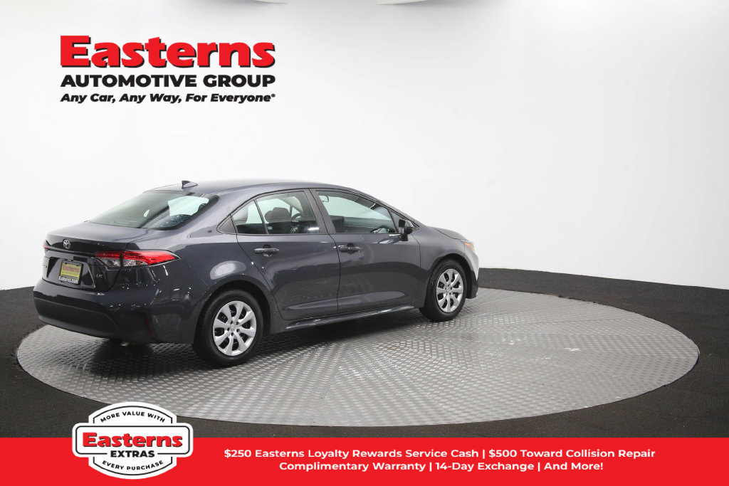 Used 2024 Toyota Corolla LE FWD image 43
