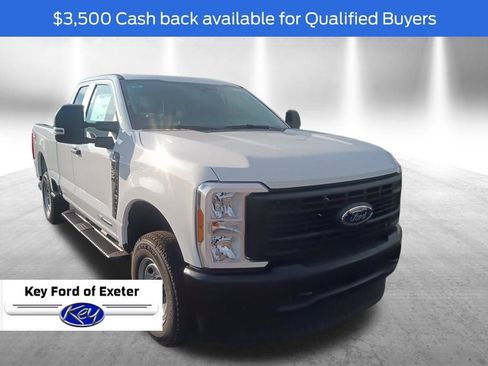 New 2026 Ford F250 XL w/ FX4 Off-Road Package image 2