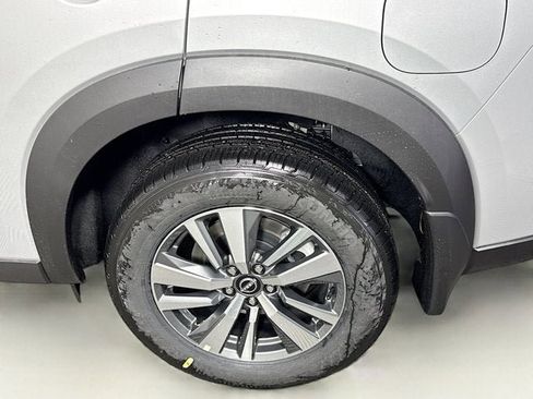 New 2025 Nissan Pathfinder SL w/ Cargo Package image 9