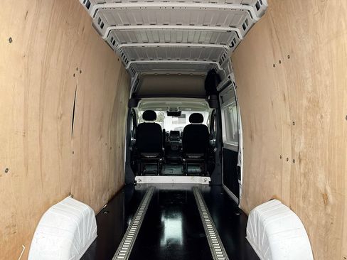 Used 2024 RAM ProMaster 3500 FWD image 10
