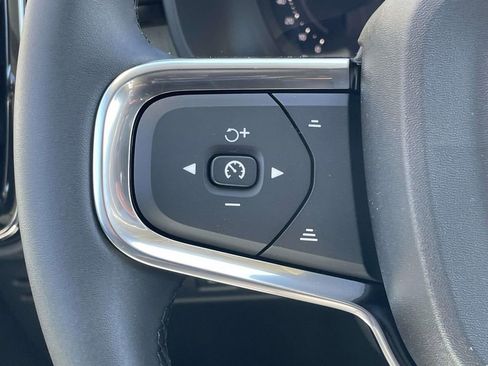 New 2026 Volvo XC40 B4 Core w/ Climate Package image 10