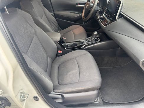 Used 2020 Toyota Corolla LE FWD image 13