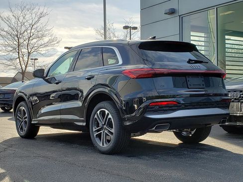 New 2025 Audi Q5 Premium Plus image 3