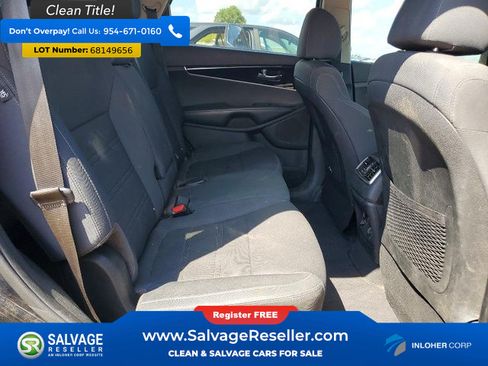 Used 2019 Kia Sorento FWD image 15