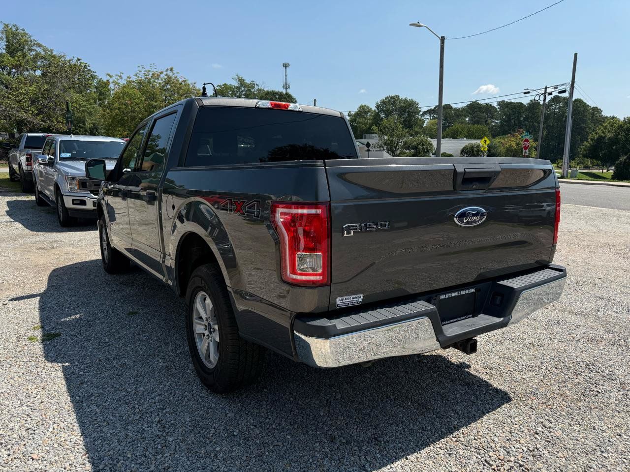 Used 2017 Ford F150 XLT w/ Equipment Group 301A Mid AWD/4WD image 7