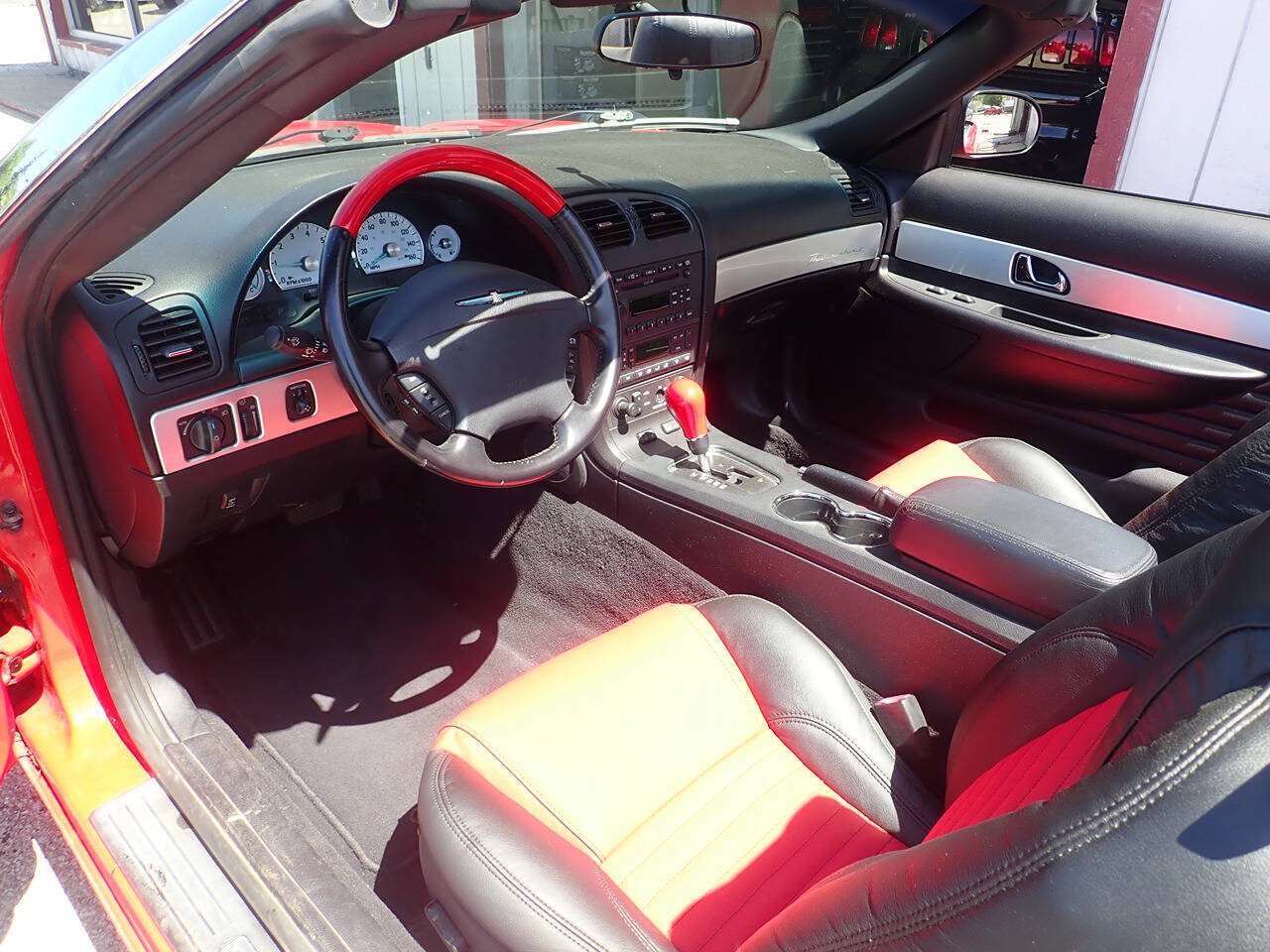 Used 2003 Ford Thunderbird RWD image 11
