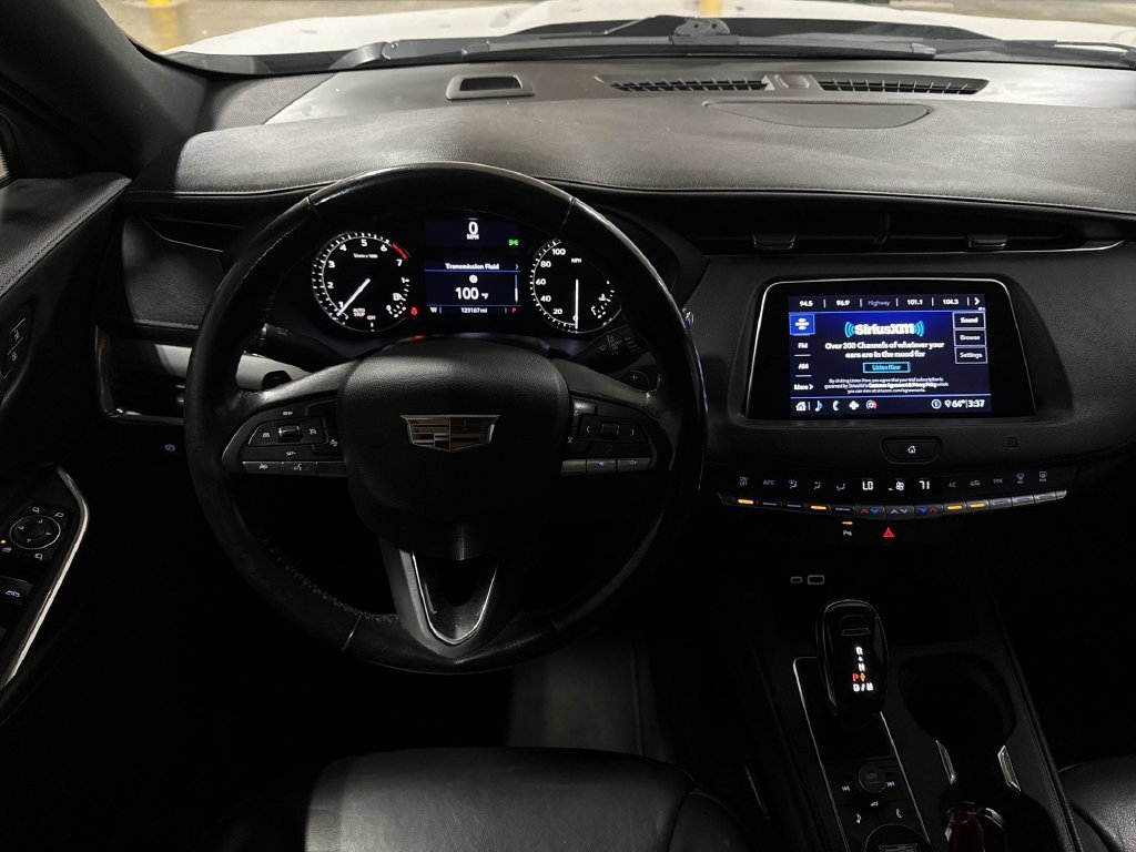Used 2020 Cadillac XT4 Premium Luxury FWD image 11