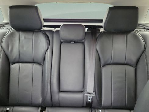 Used 2019 Land Rover Range Rover Evoque SE AWD/4WD image 9