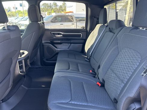 New 2026 RAM 1500 4x4 Crew Cab image 35