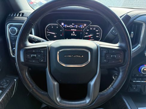 Used 2021 GMC Sierra 2500 Denali w/ Denali Ultimate Package image 18
