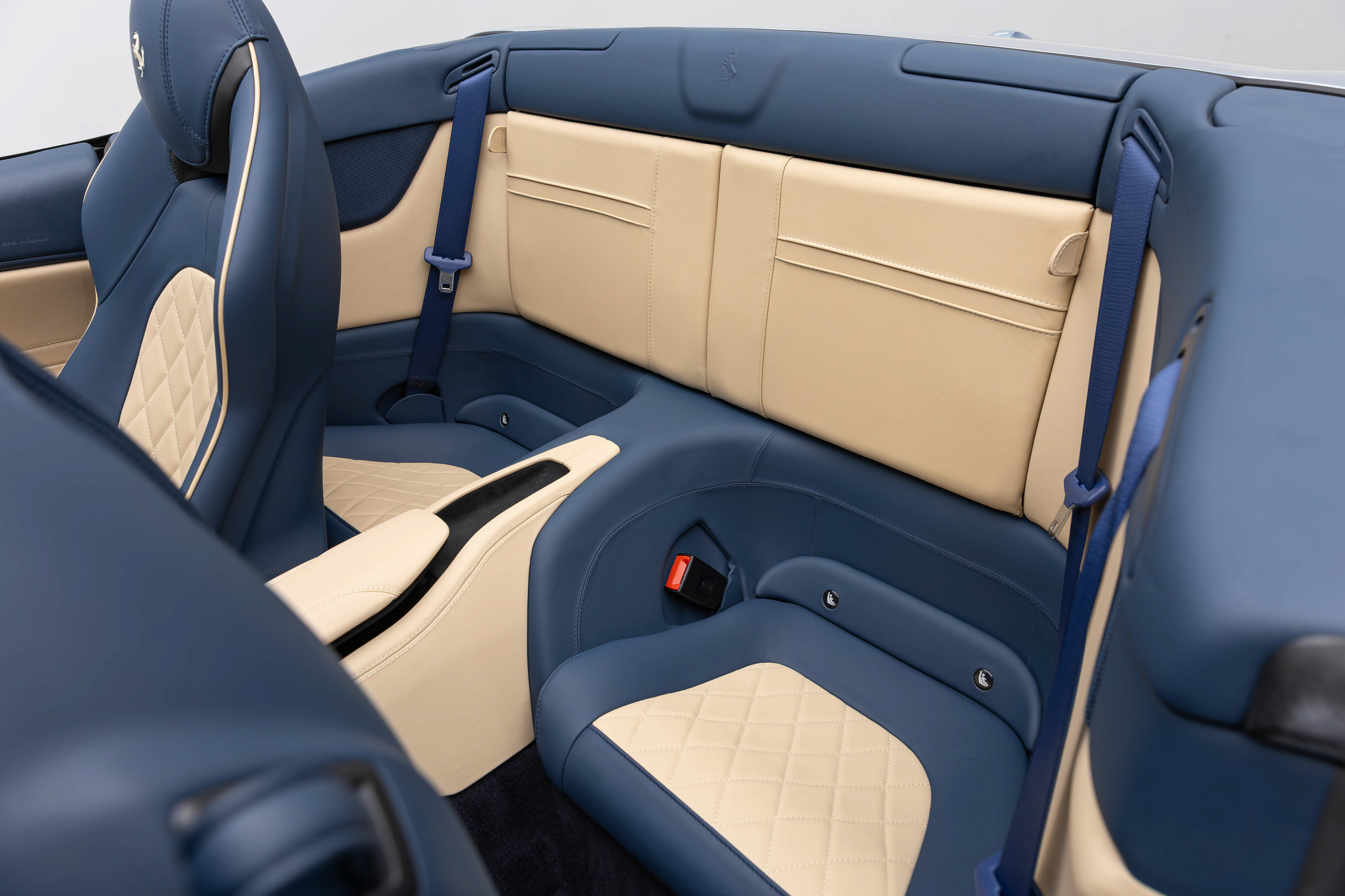 Certified 2015 Ferrari California T RWD image 19