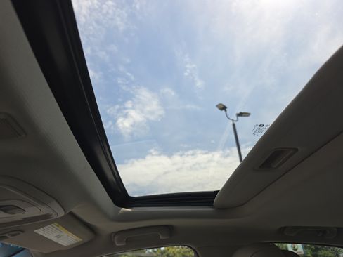 Used 2014 Cadillac ATS Luxury w/ Sun And Sound Package RWD image 27