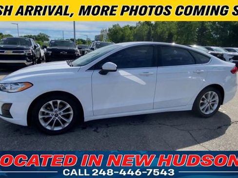 Used 2020 Ford Fusion SE FWD image 7