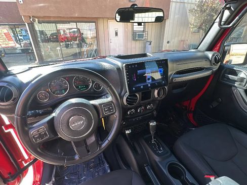 Used 2016 Jeep Wrangler Sport w/ Quick Order Package 24S AWD/4WD image 13
