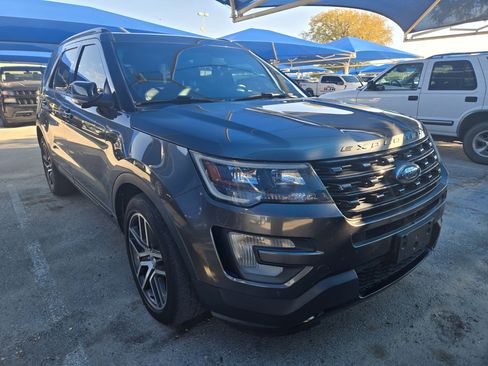 Used 2017 Ford Explorer Sport w/ Equipment Group 401A image 1