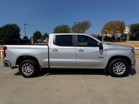 Used 2019 Chevrolet Silverado 1500 LT w/ Texas Edition RWD image 3