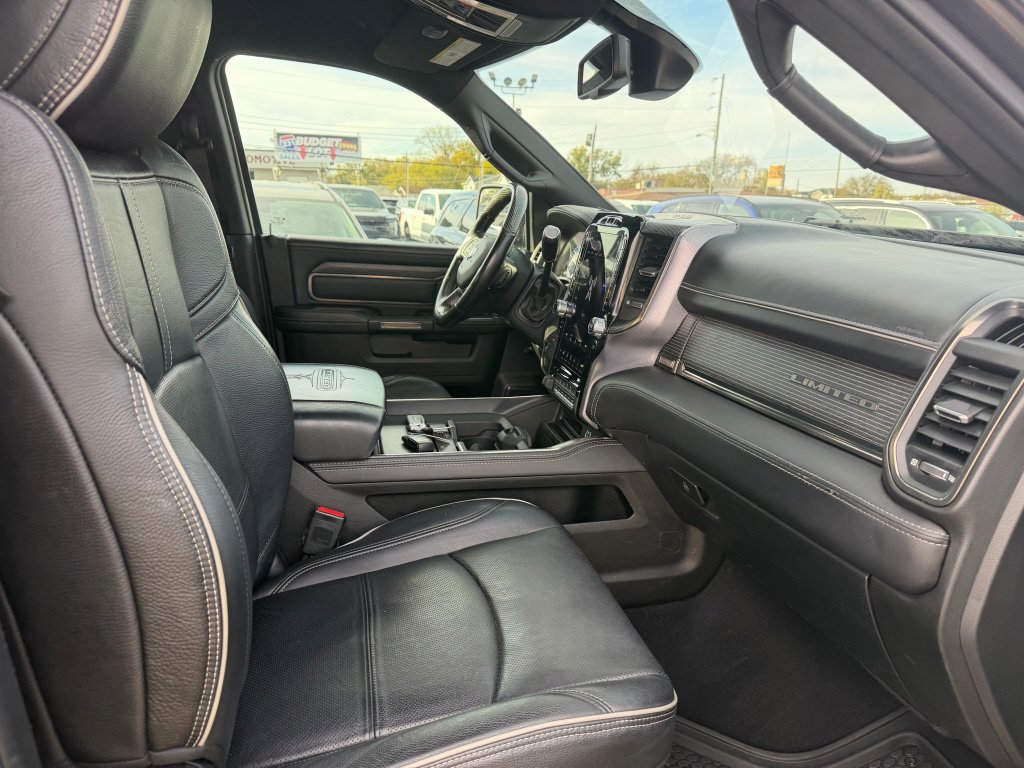 Used 2021 RAM 2500 Limited w/ Towing Technology Group AWD/4WD image 16