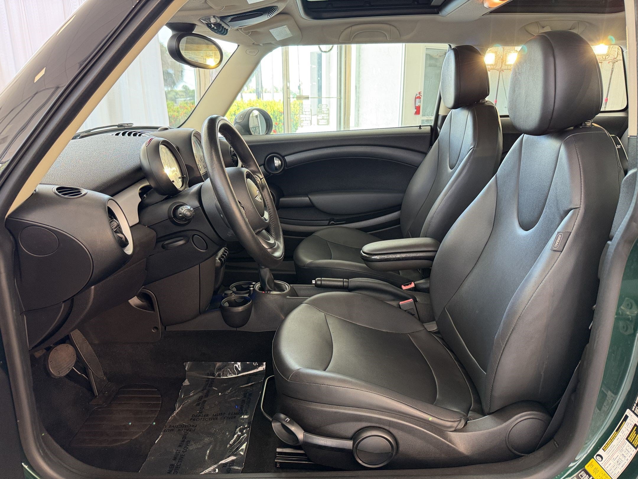 Used 2013 MINI Cooper Hardtop FWD image 5