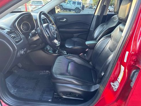 Used 2019 Jeep Compass Limited AWD/4WD image 10