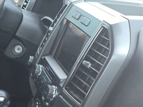 Used 2019 Ford F150 XLT w/ Equipment Group 302A Luxury AWD/4WD image 30